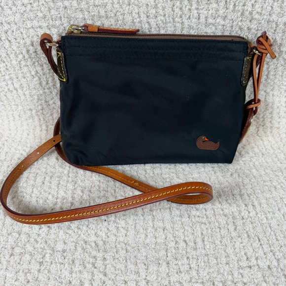Dooney & Bourke Crossbody Bag Black Nylon Leather Trim Duck Logo Cute - Picture 1 of 11